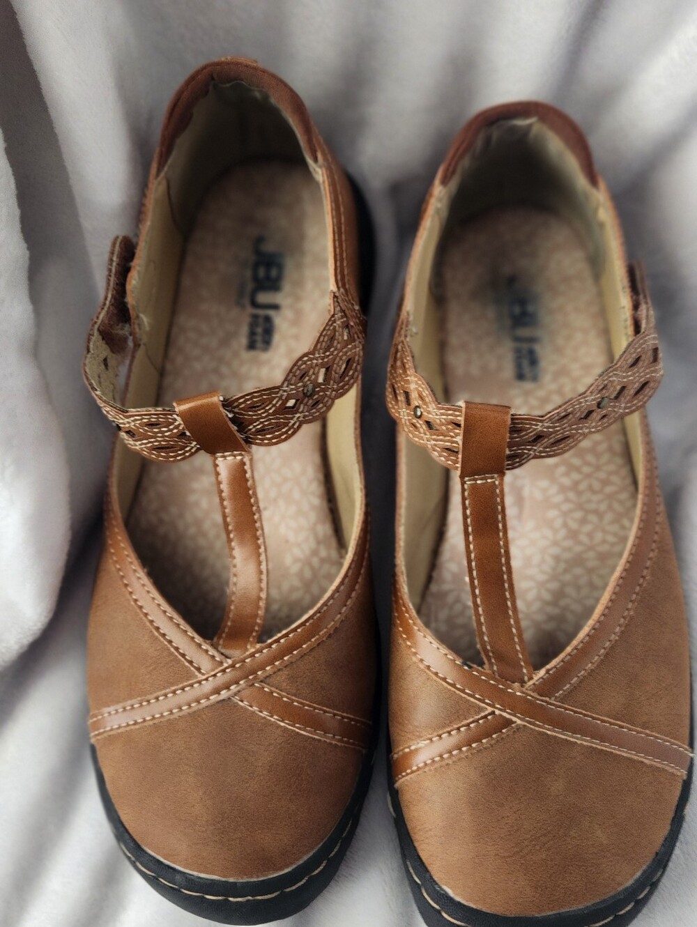 JBU Women's Brown T-Strap Comfort Flats